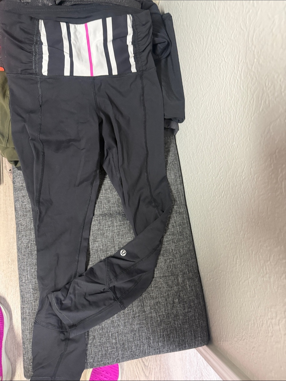 lululemon athletica Black Leggings with White & Pink Waistband Stripe